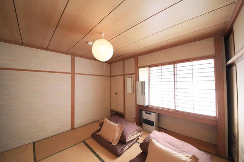 The Takayama Station Hostel Bagian luar foto